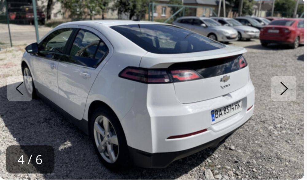 Chevrolet Volt гібрид