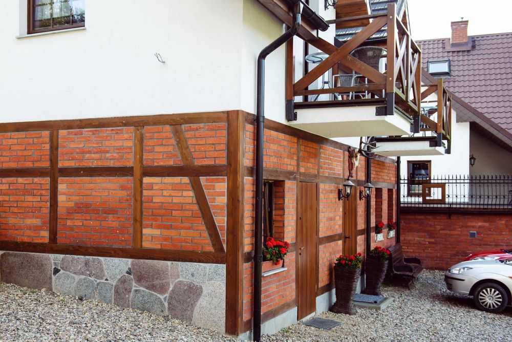 Plastry płytki z cegły przedwojennej stara cegła cięta rozbiórkowa