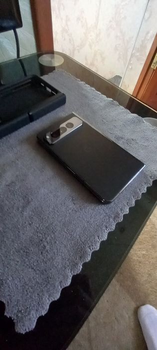 Телефон Google Pixel Fold