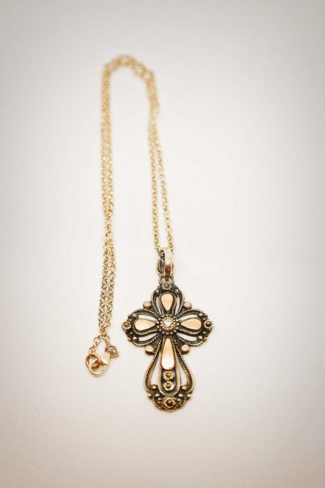 Fio e Cruz Prata e Ouro