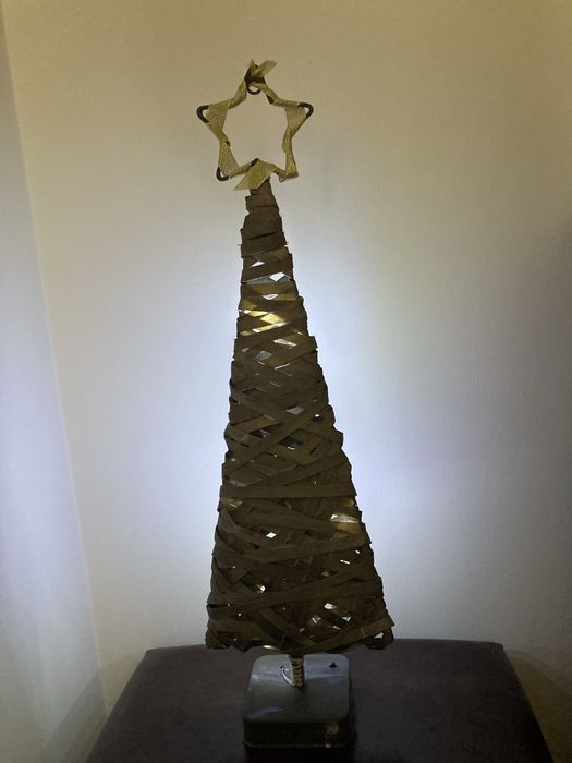 Árvore Artesanal c/ Led(55cmX16cm)