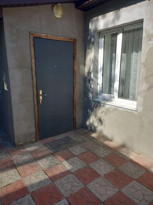 Продаж половини будинку(2 квартири)) можливо під виплату)