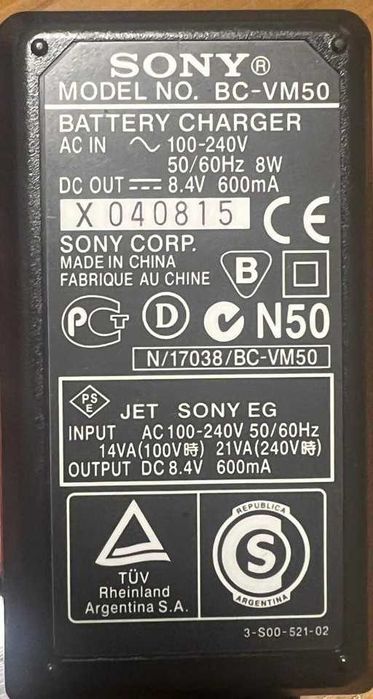 Carregador e cabo de alimentação Sony-BC-VM50