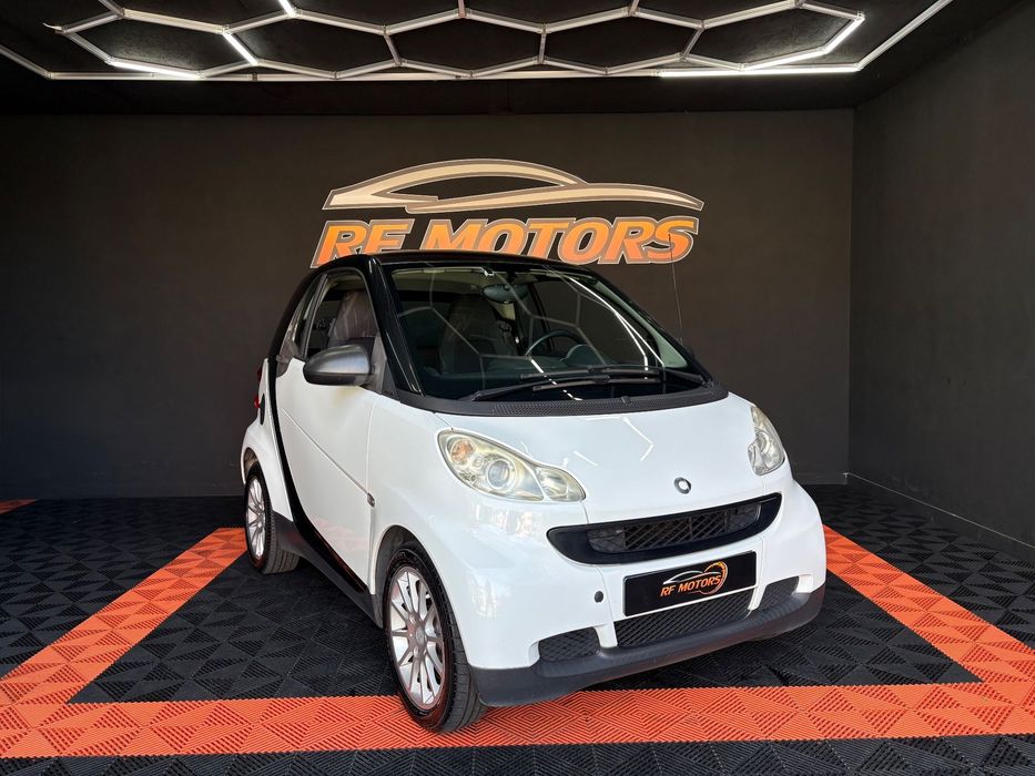 Smart ForTwo Coupé 0.8 cdi Passion 45 foto 3