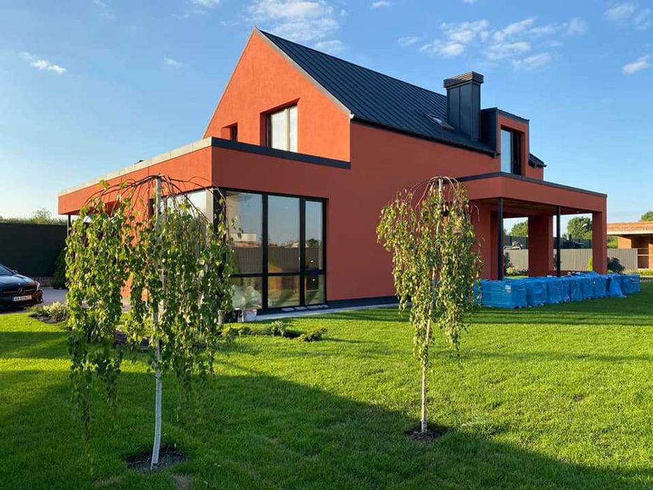 Продам Современый Дом в коттеджном городке Green Town .