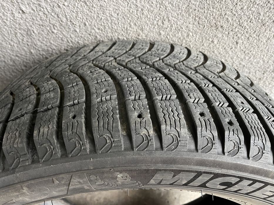 Продам шини michelin зимові