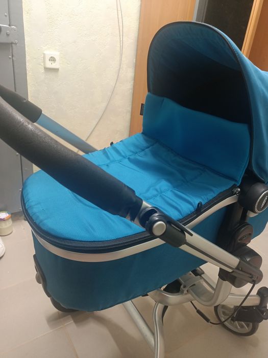 Продам коляску GRACO
