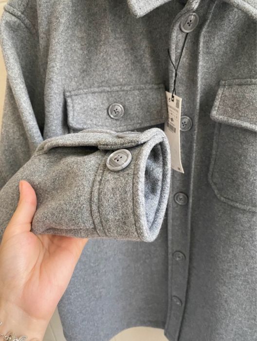 Camisa Cinzenta Zara Mulher