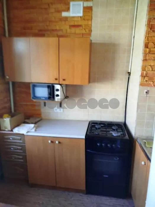 Продаж 3к., сталінка, вул.Довженка 10, Шулявка, ЦЕНТР