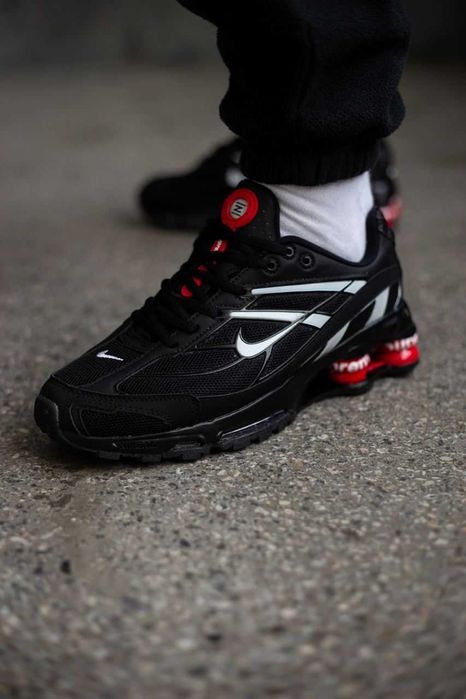 Чоловічі кросівки Supreme x Nike Shox Ride 2 SP 