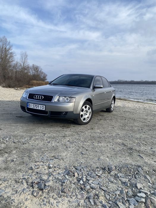 Продам ауді а4 б6 2003 рік