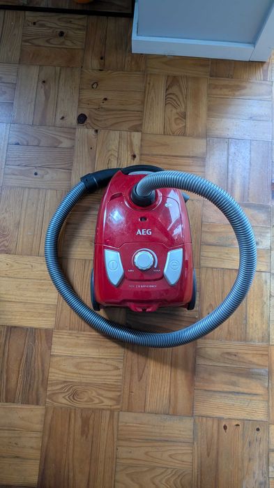 Aspirador AEG VX-4
