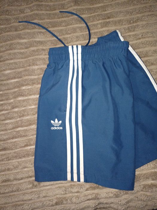 Шорти від Adidas