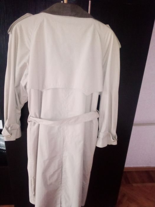 Продам чоловічий плащ