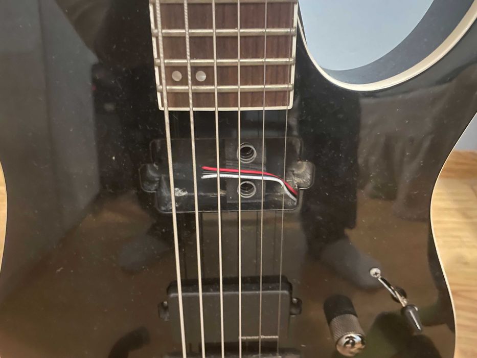 Ibanez gitara  RGIB21 BK