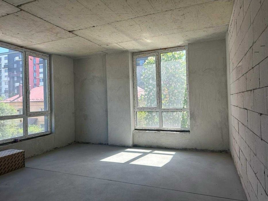 Продається 1-но кімнатна квартира  у клубному будинку - 52 м².  Єоселя