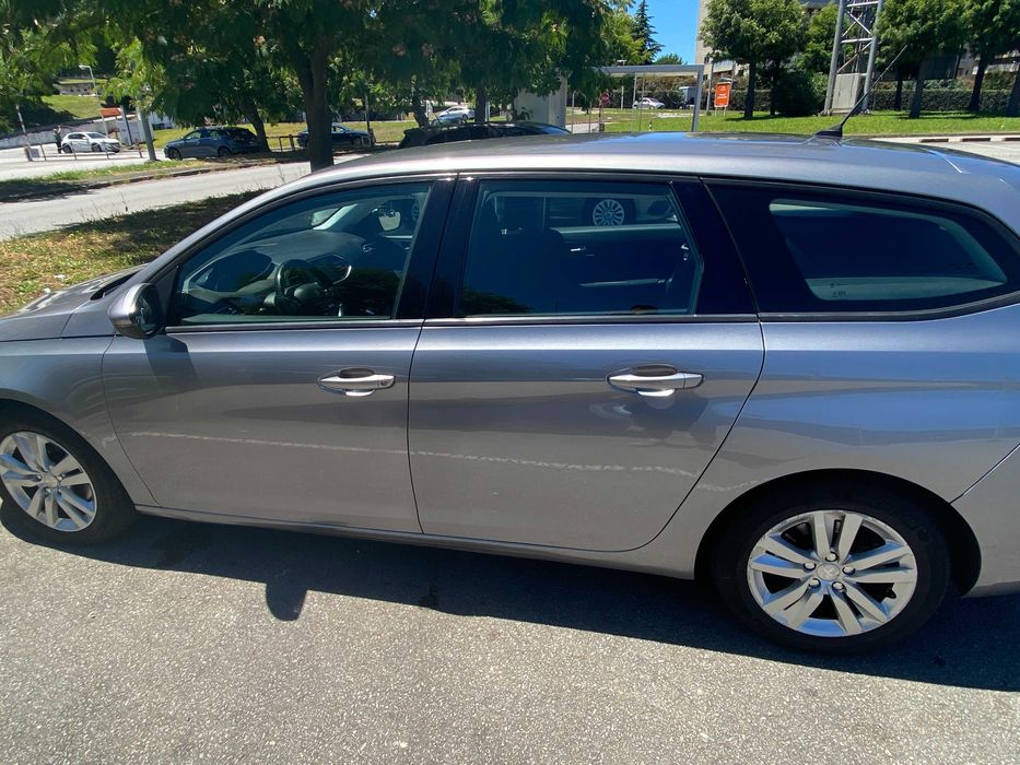 Peugeot SW 2015 125mil km rodados + manual + chave reserva + livro revisoes