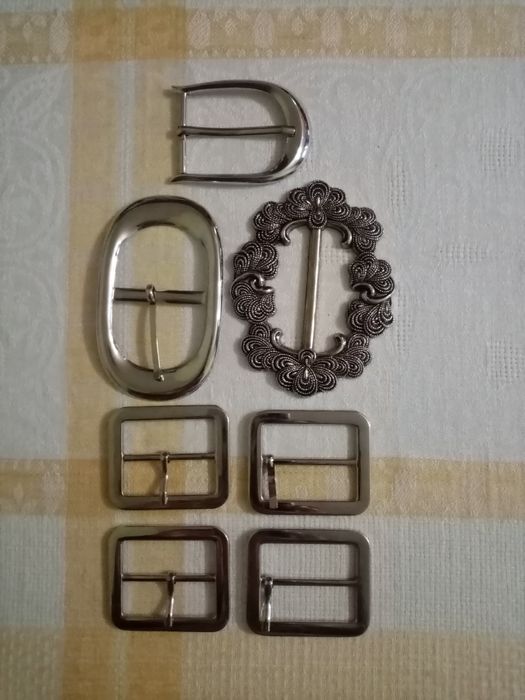 Пряжки, швейна фурнітура