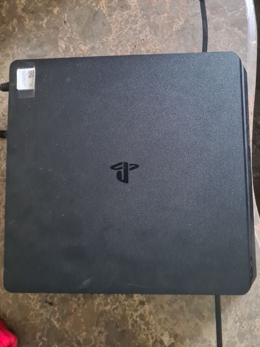 PS4 Usada 500GB a funcionar muito bem