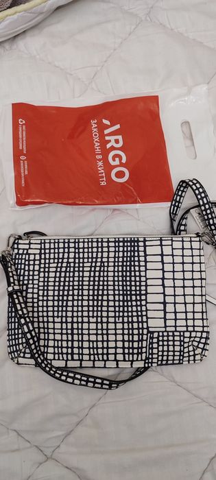 Нова сумка Parfois