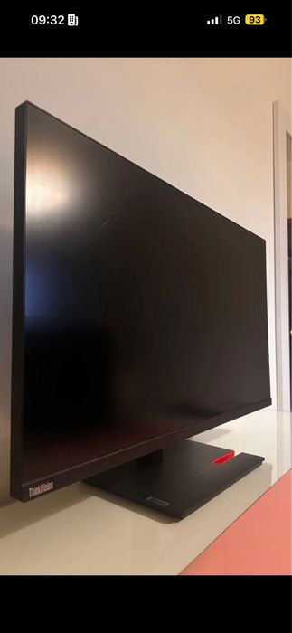 Monitor lenovo 28 polegadas