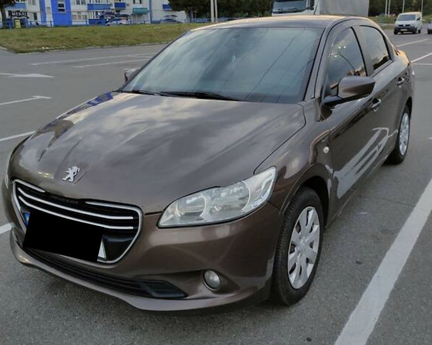 Оренда Peugeot 301 / Logan