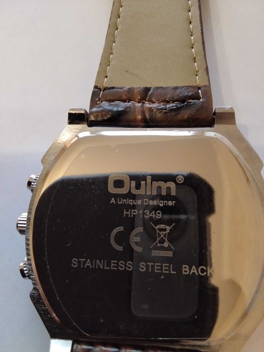 Годинник Oulm HP1349
