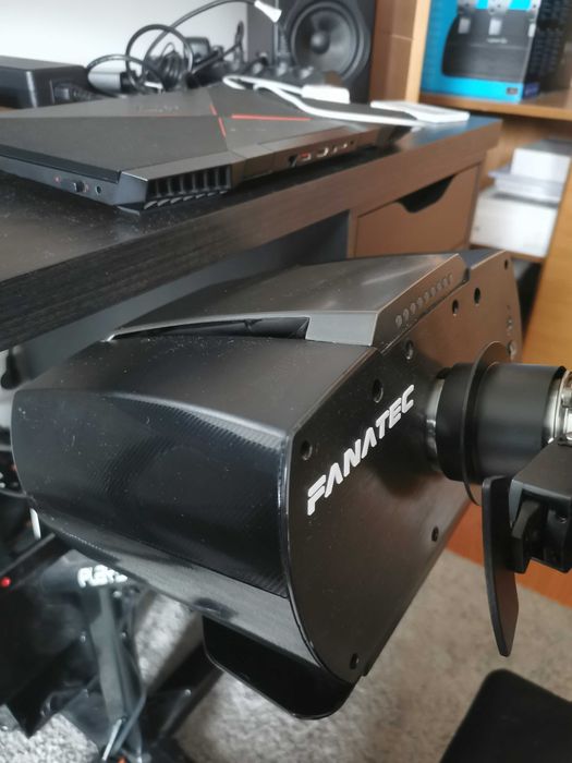 Conjunto Fanatec CSL Elite F1 (PC+PlayStation)