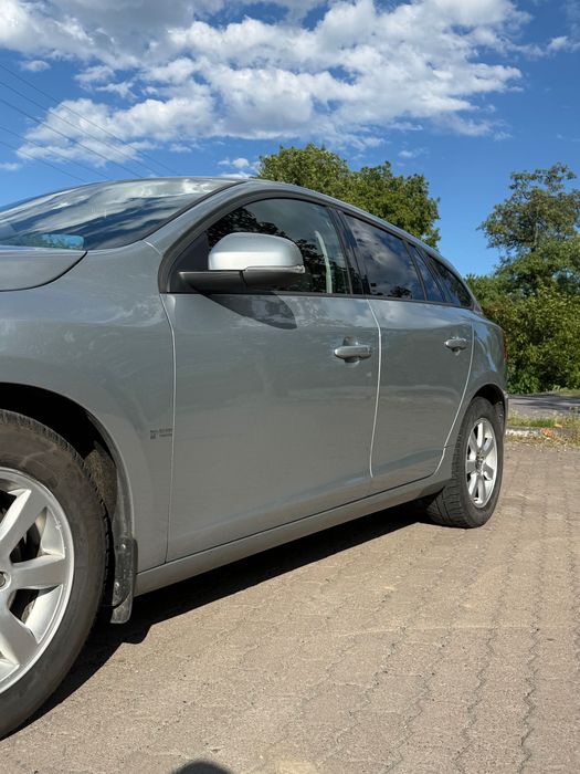 Продам Volvo V60 2012р