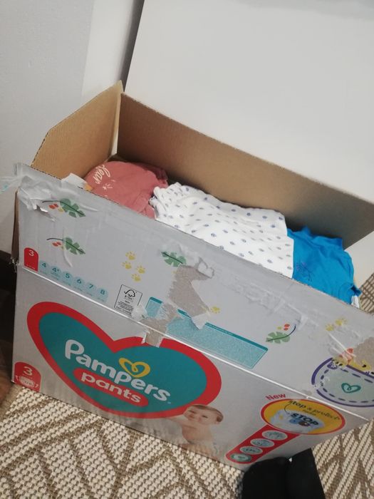 Paka ubranek dla dziewczynki ok 6 mies rozmiar 74