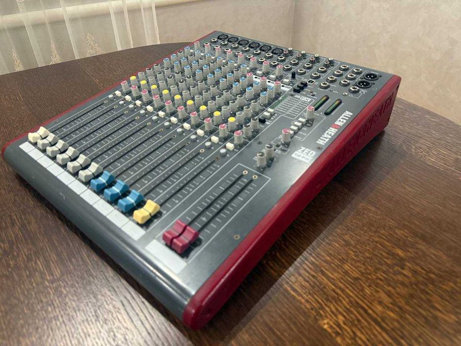 Продається пульт Allen  Heath ZED-12FX