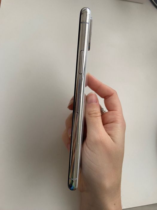 Apple iPhone X Silver - Não liga