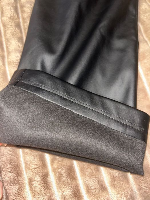 Жіночі штани з якісної еко-шкіри