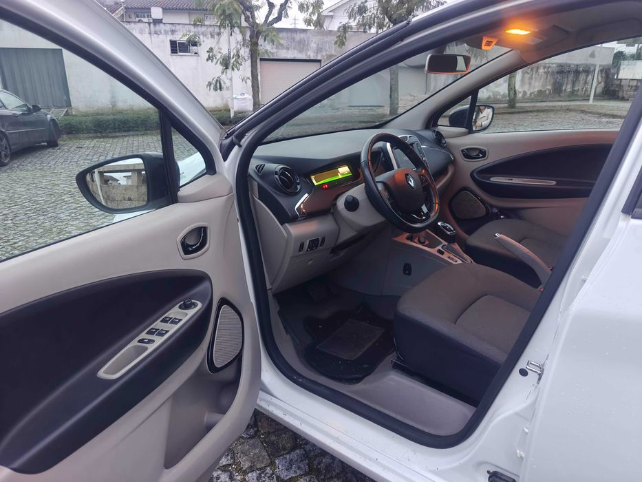 Renault Zoe Intens 2016 – Bateria Própria 22kWh