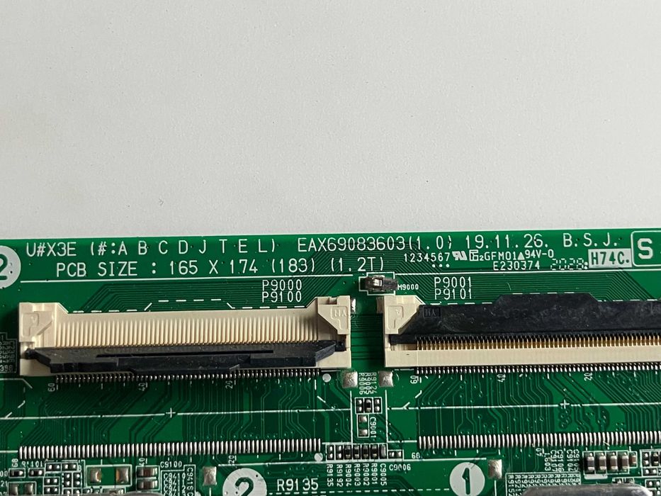 Części do TV LG 55UN81003LB płyta główna i inne części.