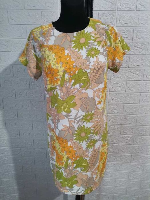 Sukienka rozmiar M koktajlowa cena 18 zł