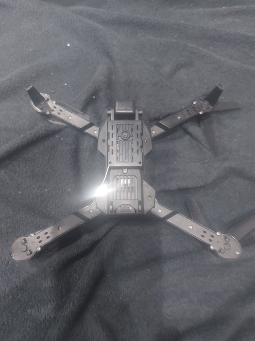 Dron dla dzieci bez pilota