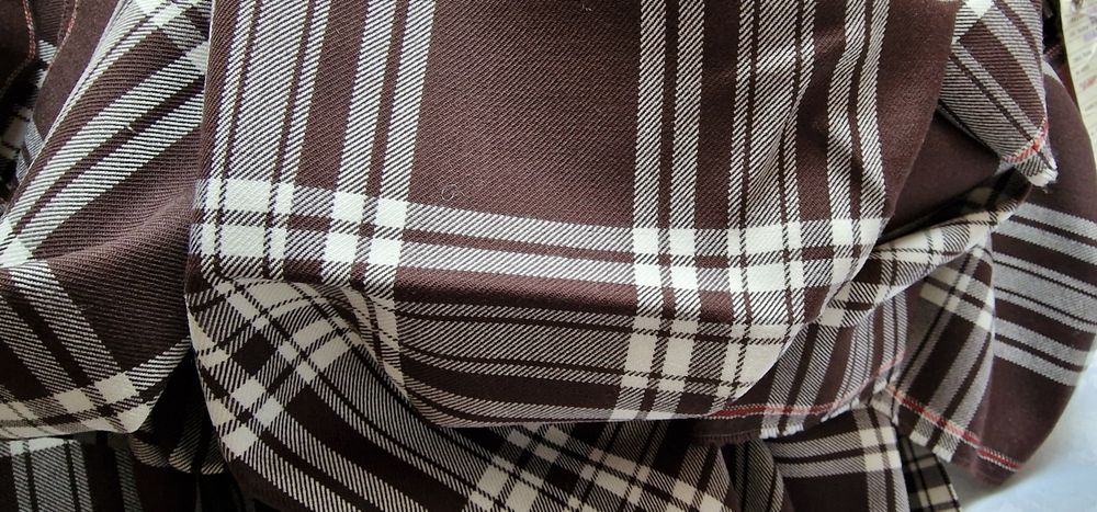 Tkanina,materiał w modną kratę brązowo - białą - kupon 0,85 m x 1,55 m