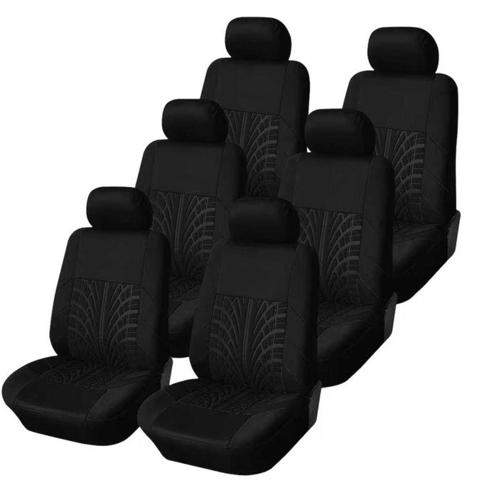 Чохли автомобільні є різні кольори