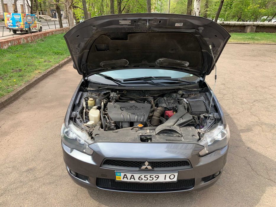 Mitsubishi Lancer 2.0 ГБО 2009 год.