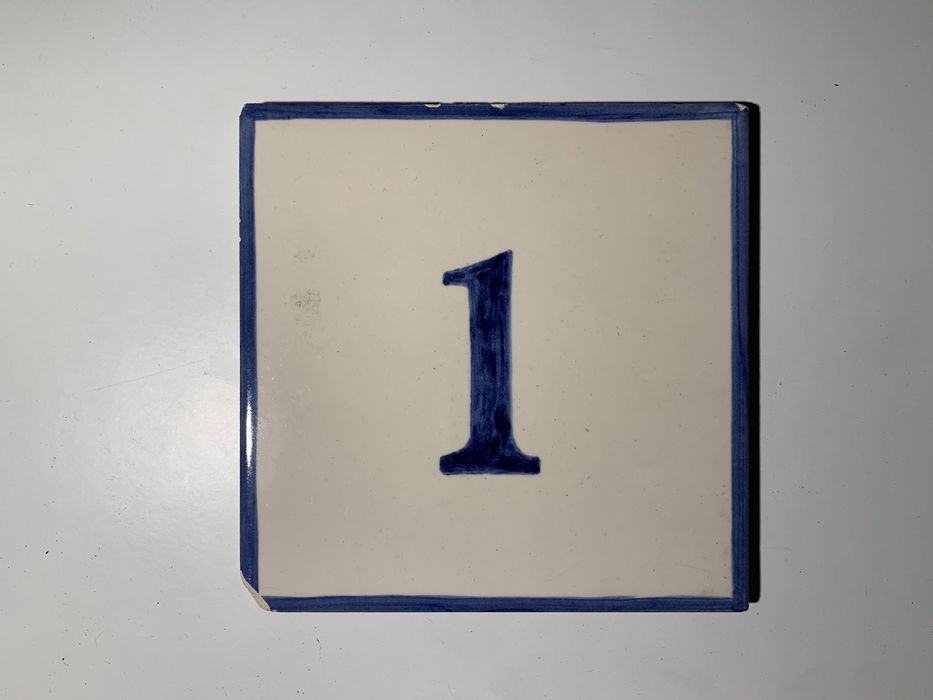 Conjunto de azulejos pintados à mão