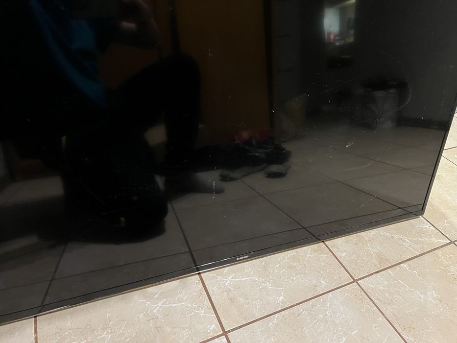 Sprzedam Telewizor SAMSUNG UE50HU6900