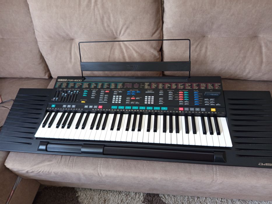 Keyboard Yamaha psr4600