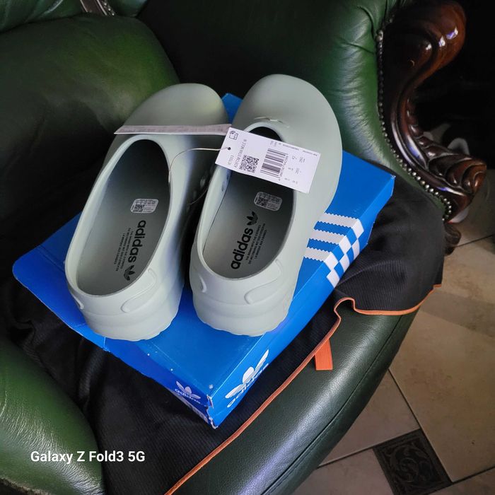 Adidas Mule klapki na koturnie