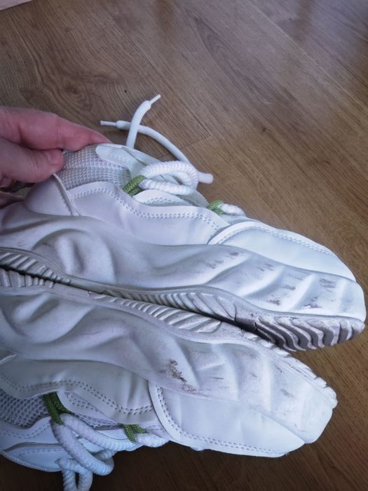 Białe sneakersy rozm 40/41
