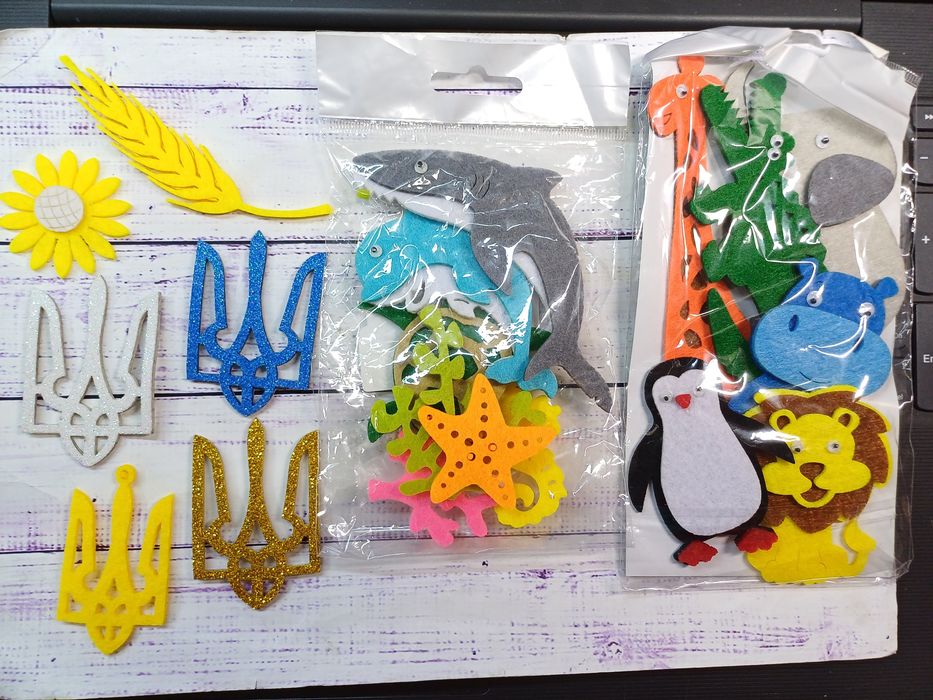 Патчі з єкошкіри, корона, зайчик, їжак