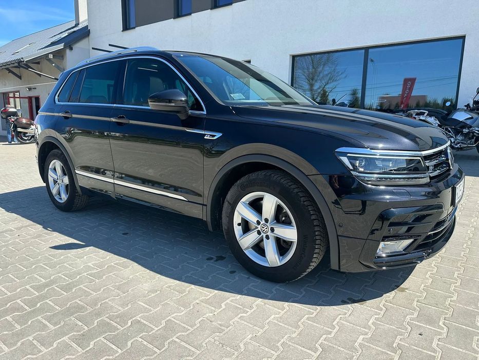 Volkswagen Tiguan Tiguan R-LINE 2.0 TSI / FV 23%/ Dach panoramiczny/ 4x4/ Hak / Automat/