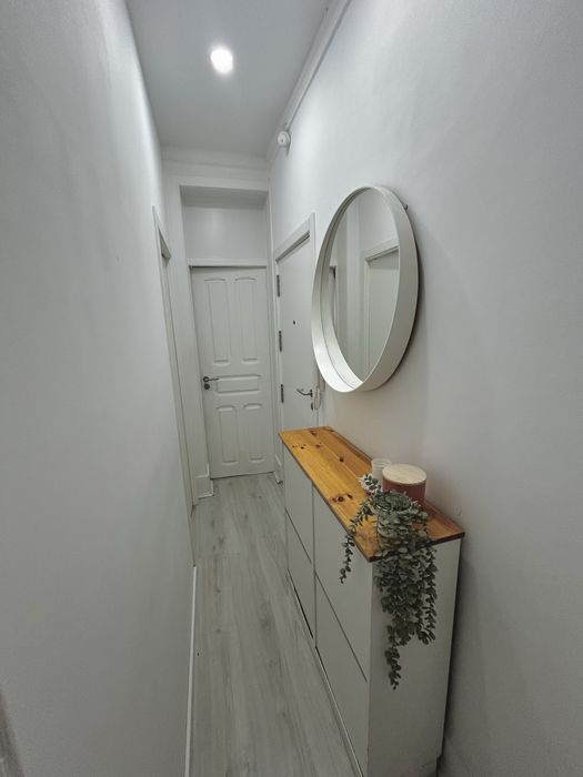 T2 Mobilado com Terraço | Campolide / Sete Rios | Remodelado | Entrada Imediata | 1400€