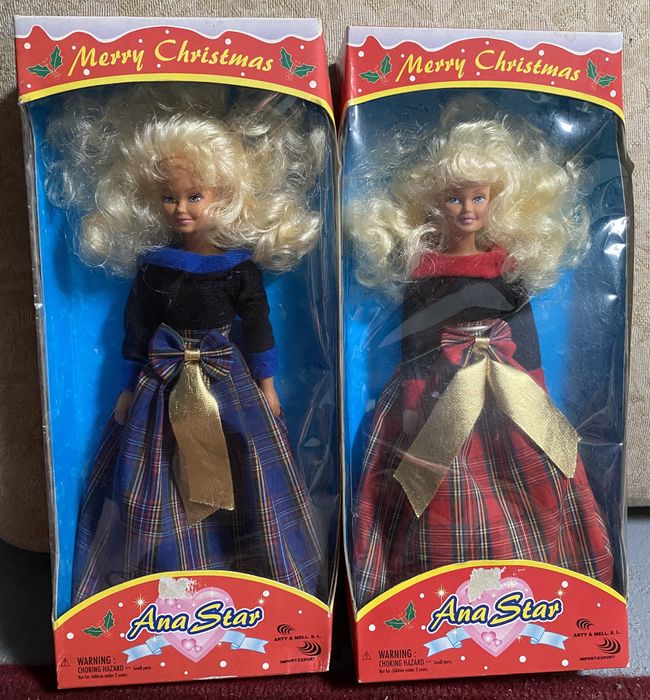 Bonecas de colecção ainda na caixa