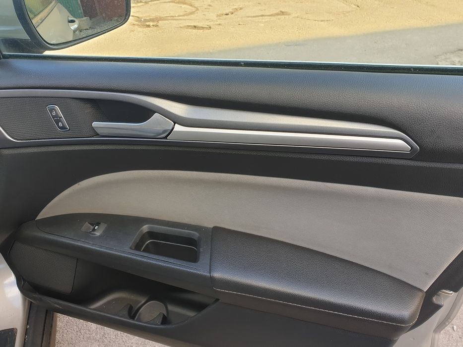 Цена снижена!Ford Fusion SE2015,2.5 ГБО, 179т.км пробег,2комплекта рез